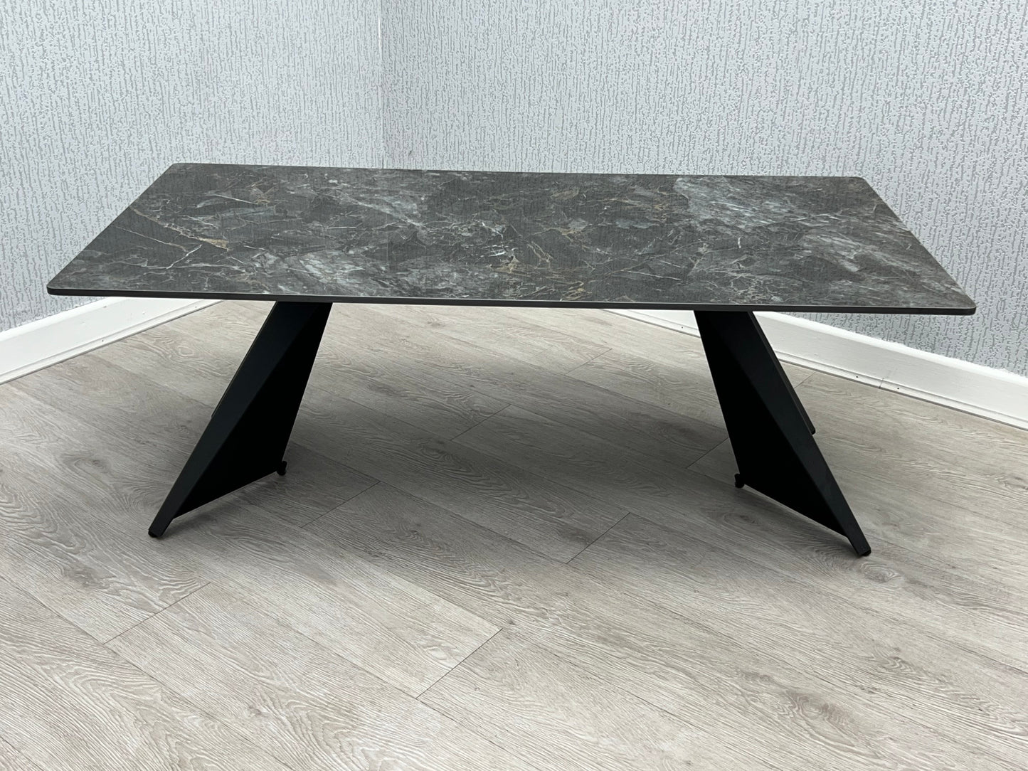 Chicago Black & Gold Ceramic Coffee Table