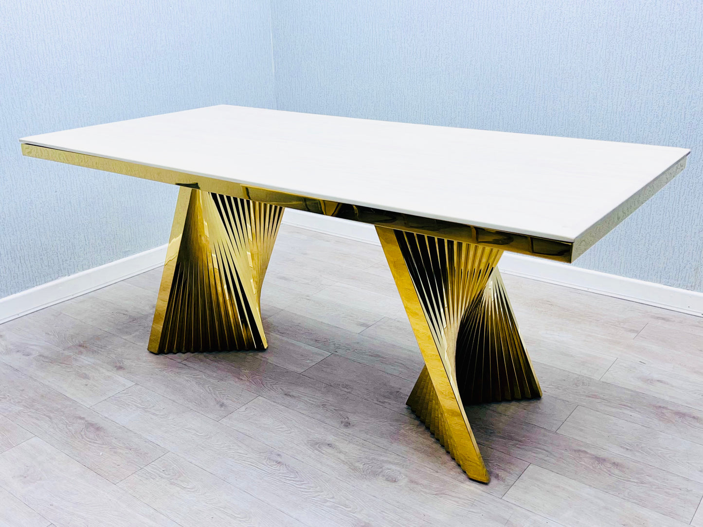 Ravello 160cm Cream & Gold Marble Dining Table